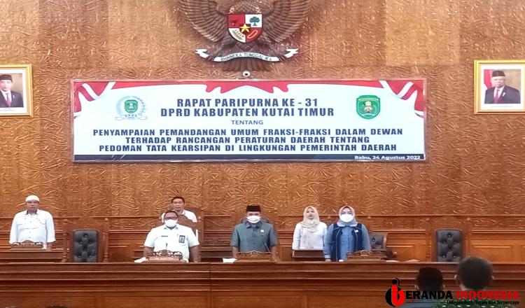 Paripurna ke-31, Fraksi-fraksi Beri PU pada Raperda Kearsipan