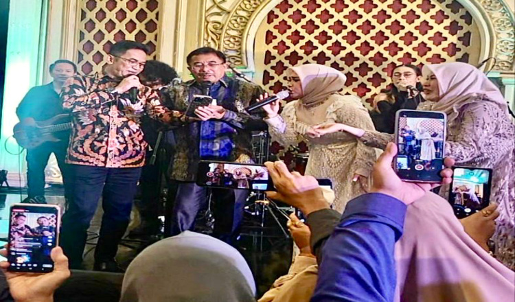 Ketemu Ikke di Platinum