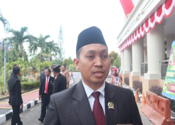 Sebanyak 40 Anggota DPRD Kutai Timur Resmi Dilantik, Pandi Widiarto Wakili Aspirasi Milenial