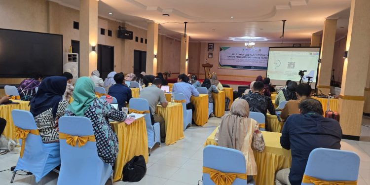 Dinkes Kaltim dan Gakeslab Gelar Pelatihan CDB, Ingatkan Faskes Hanya Beli Alkes Bersertifikat