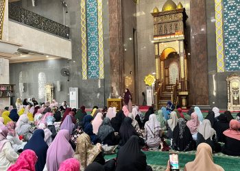 Kajian Fiqih Wanita Masjid Nurul Mu’minin Kaltim, Wudu Sebagai Benteng Jiwa Hadapi Masalah Hidup
