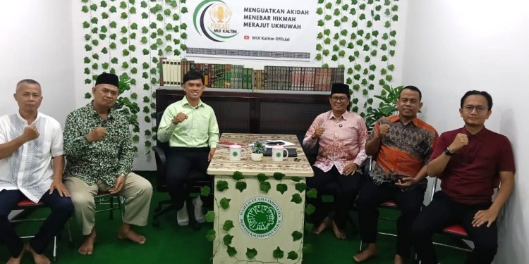 Gencarkan Sosialisasi Program, MUI Kaltim Manfaatkan Media Podcast untuk Sentuh Umat hingga Akar Rumput