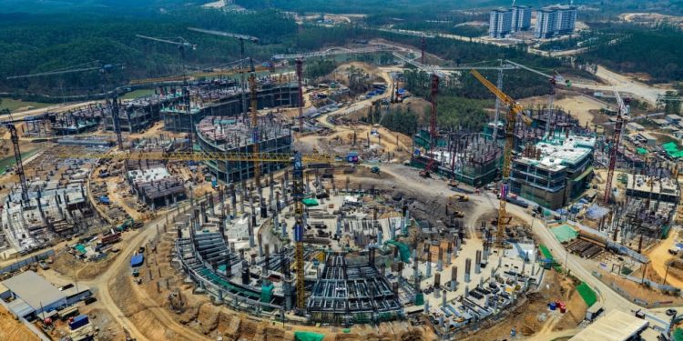 Kunker ke IKN, Ketua DPD RI Cek Langsung Progres Gedung Senator